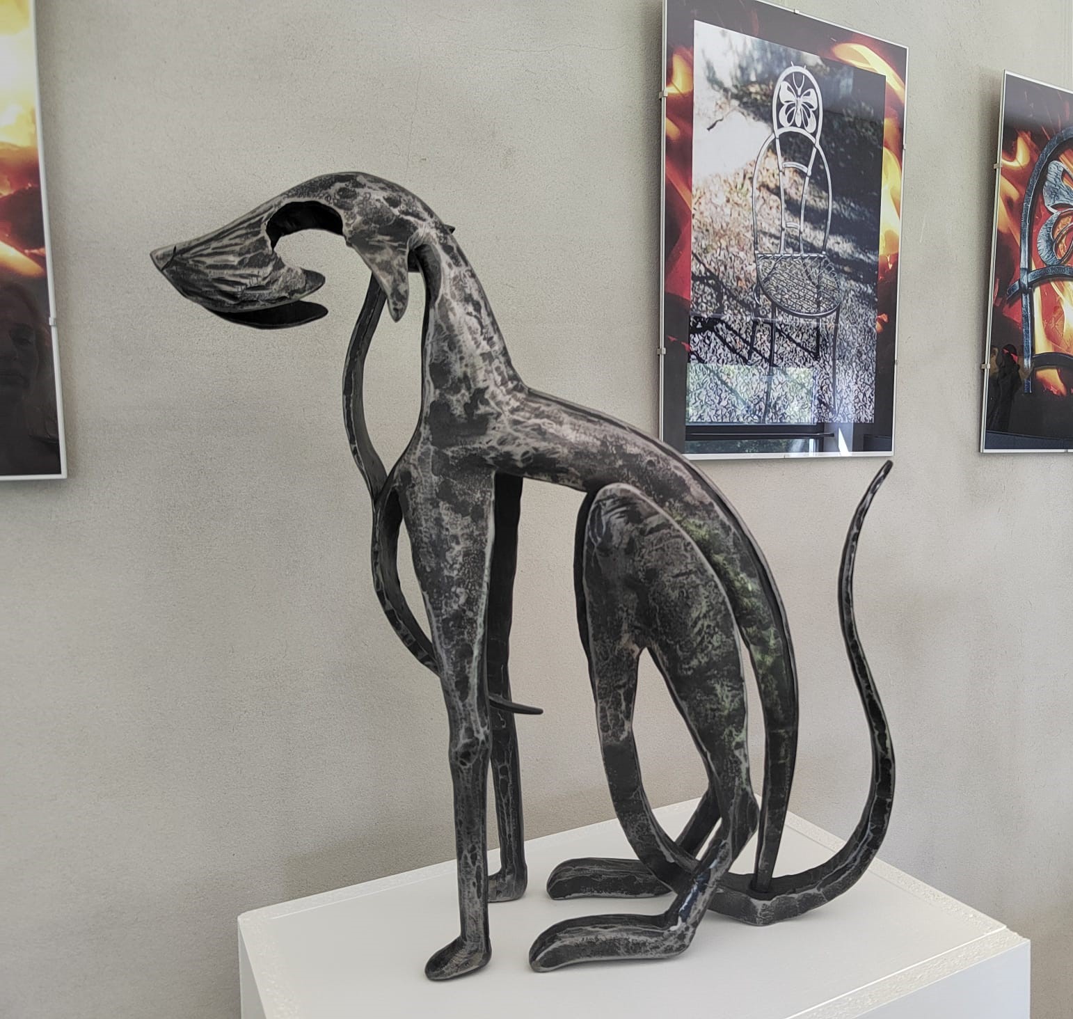 28715340-E23C-4D23-975F-B2390299AD15